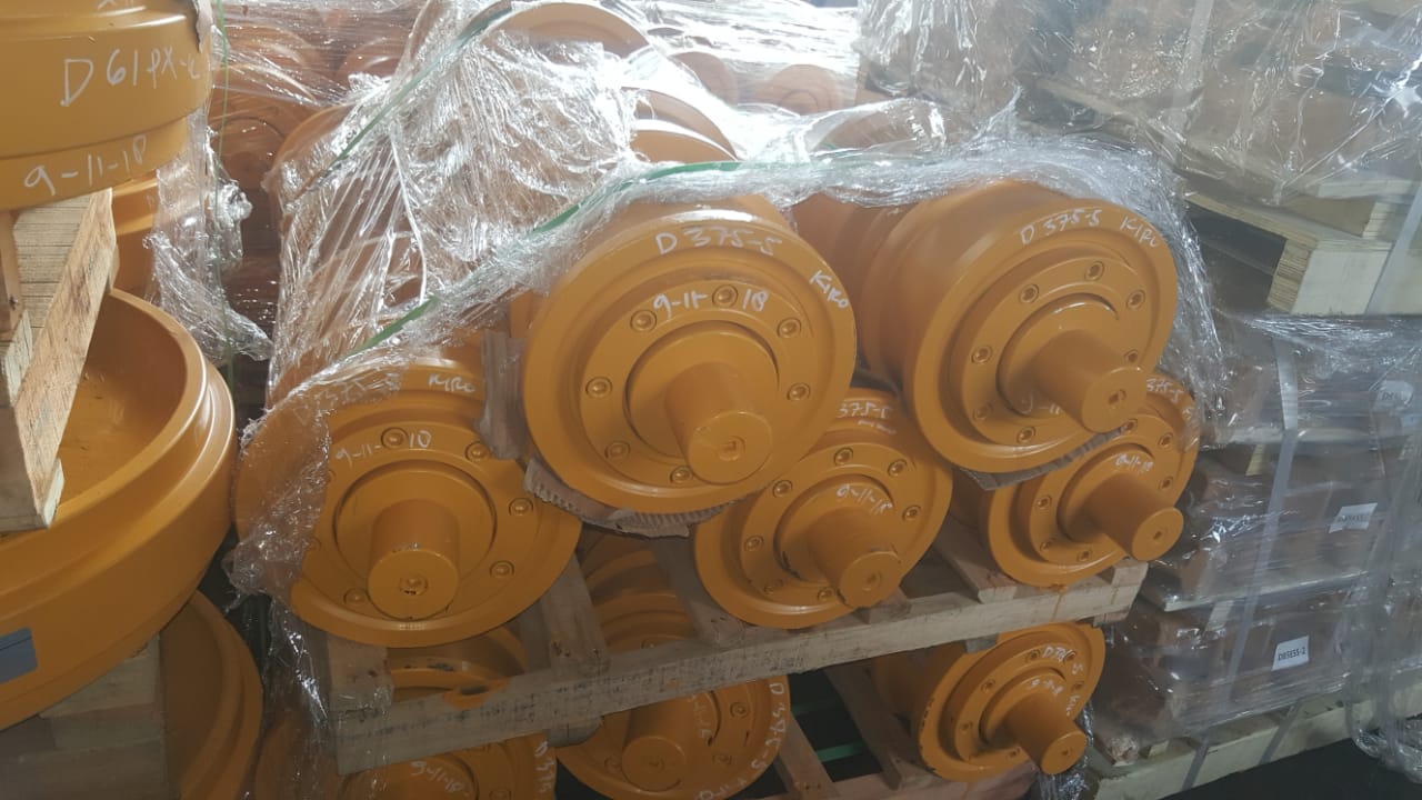 JUAL SPARE PART ROLLER KOMATSU D375-5